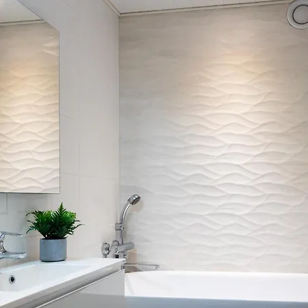 Spacious 200 M2 House