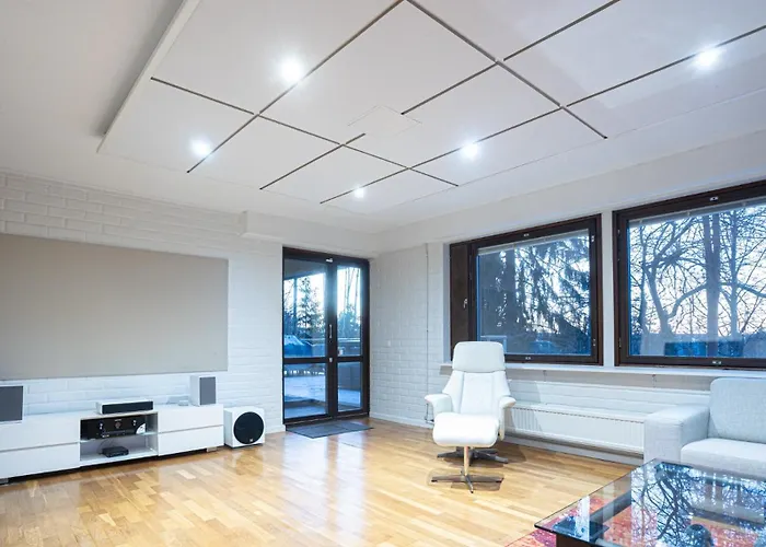 Spacious 200 M2 House